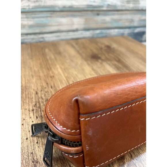 Patricia Nash Leather Make-Up Case - Picture 9 of 12
